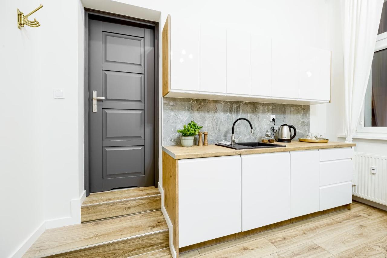 Niron Apartament Dom Z Papieru Sztokholm 皮拉 外观 照片