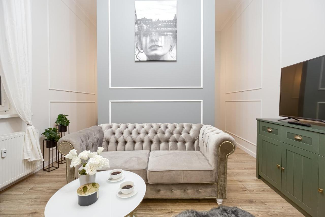 Niron Apartament Dom Z Papieru Sztokholm 皮拉 外观 照片